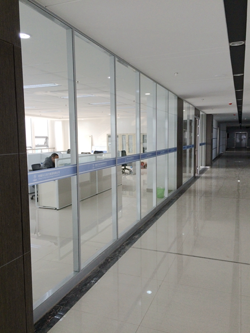 單層玻璃隔斷|單層玻璃隔斷|武漢綠方隔墻裝飾工程